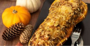 Butternut farcie au poulet et champignons